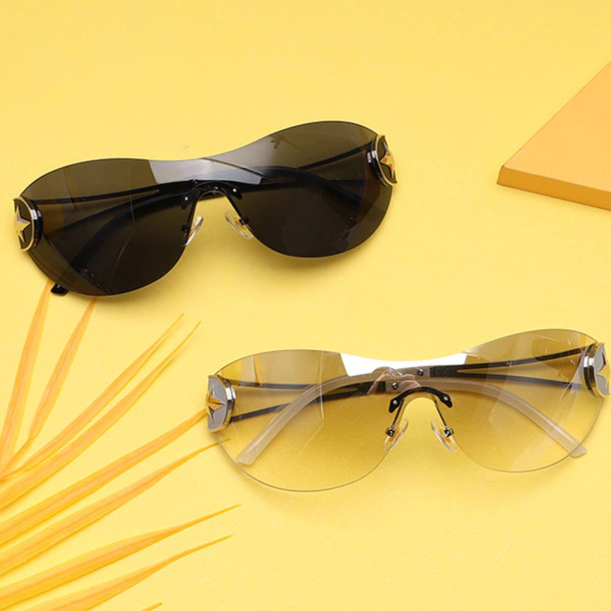 Y2K LARGE-FRAME SUNGLASSES WITH FIVE-POINTED STARS_CWASG0151