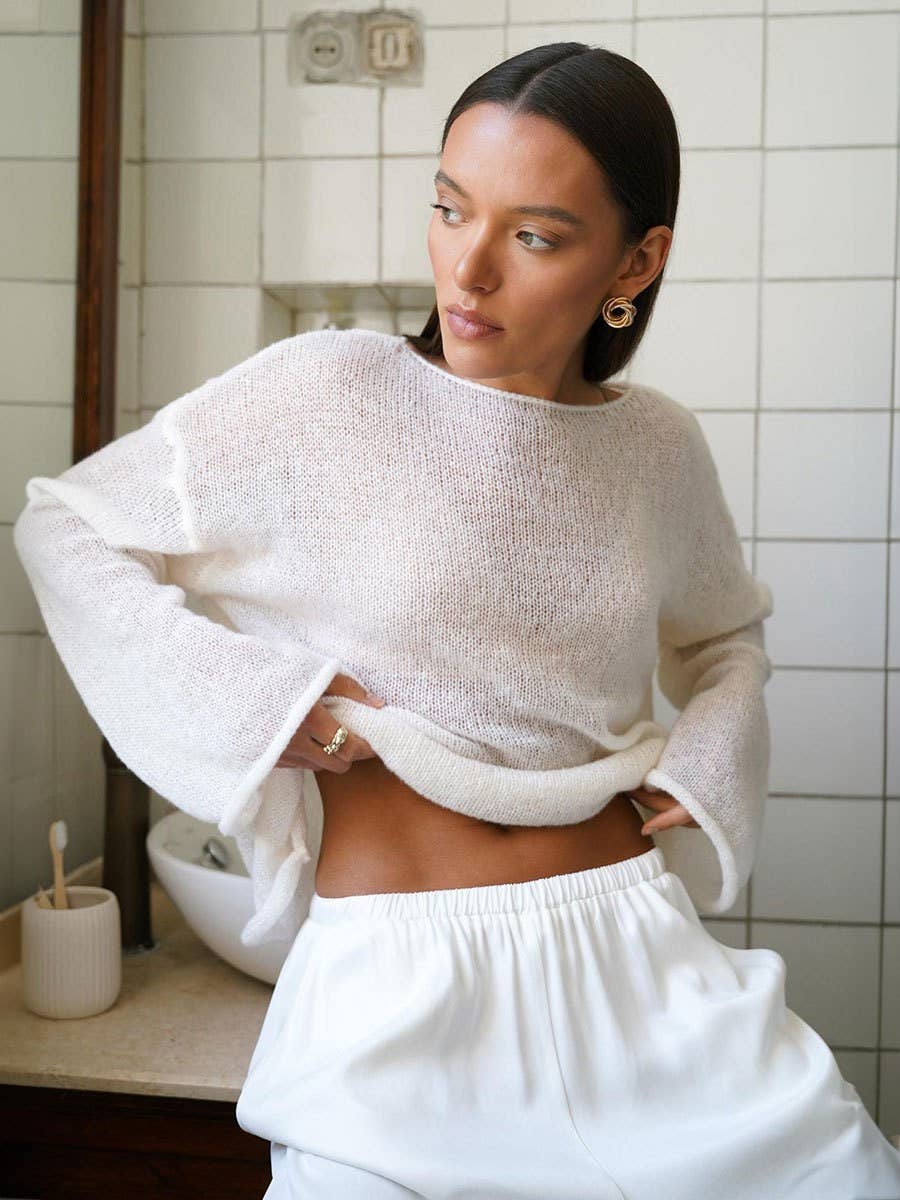 See-through round-neck flared sleeve T-shirt