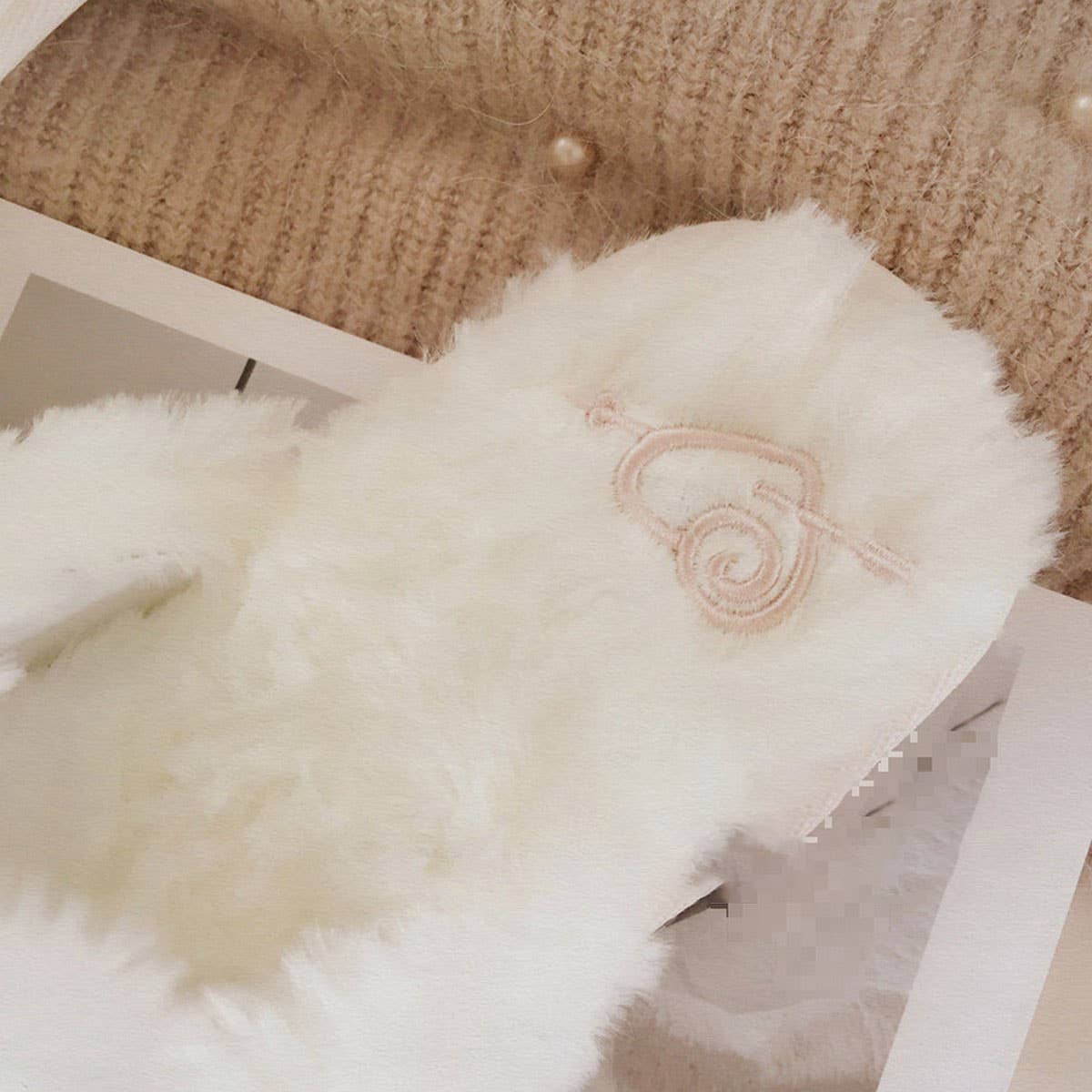 CARTOON SATIN RABBIT COTTON SLIPPERS FOR WOMEN_CWMM2947