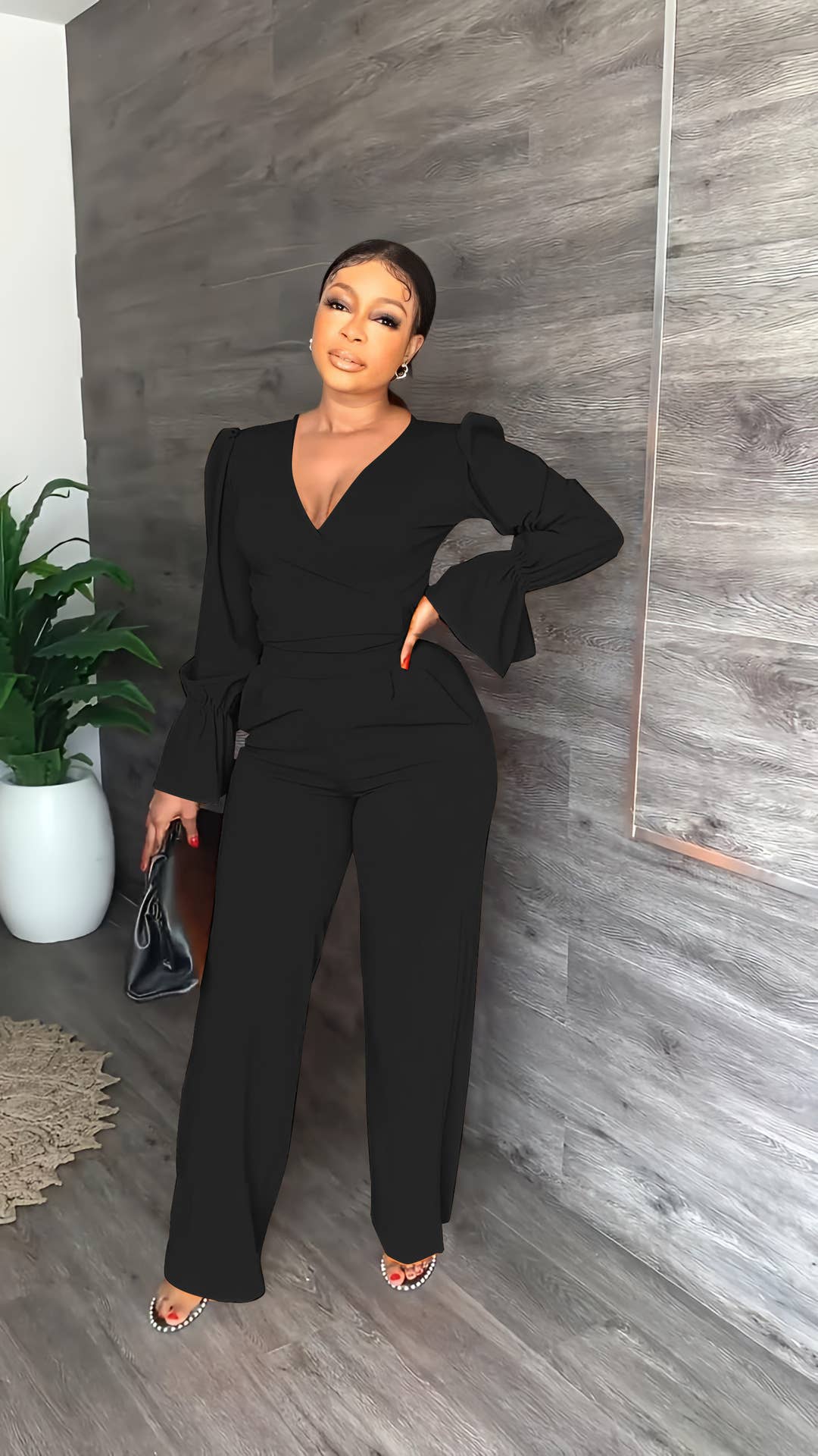 TWO-PIECE V-NECK FLARED SLEEVE TOP WIDE-LEG PANTS