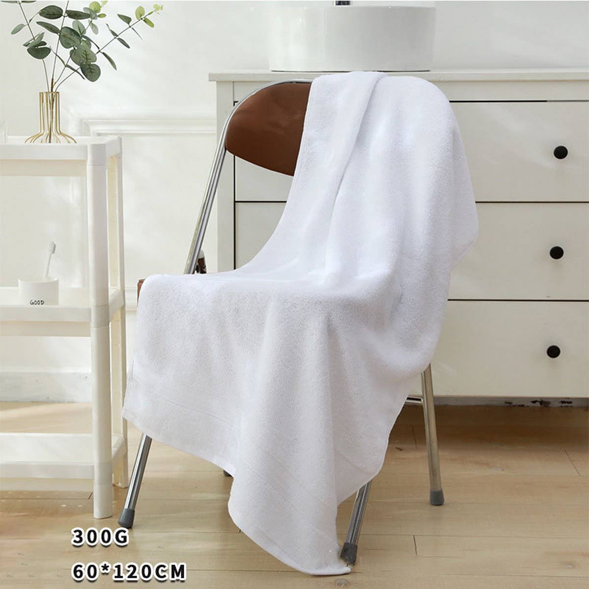 LARGE, THICK, ABSORBENT AND SOFT BATH TOWEL