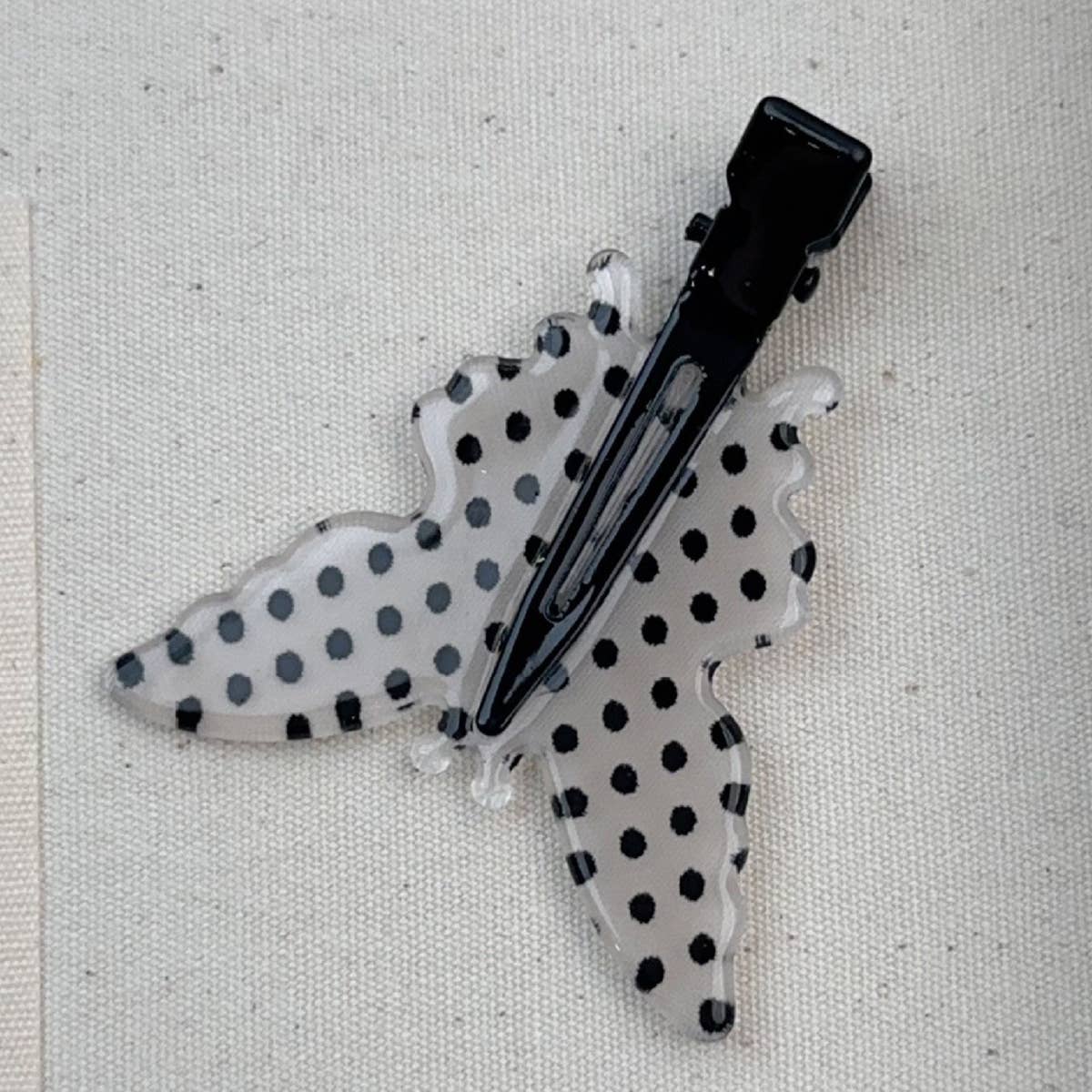 BLACK AND WHITE POLKA DOT HAIR CLIPPER BANGS