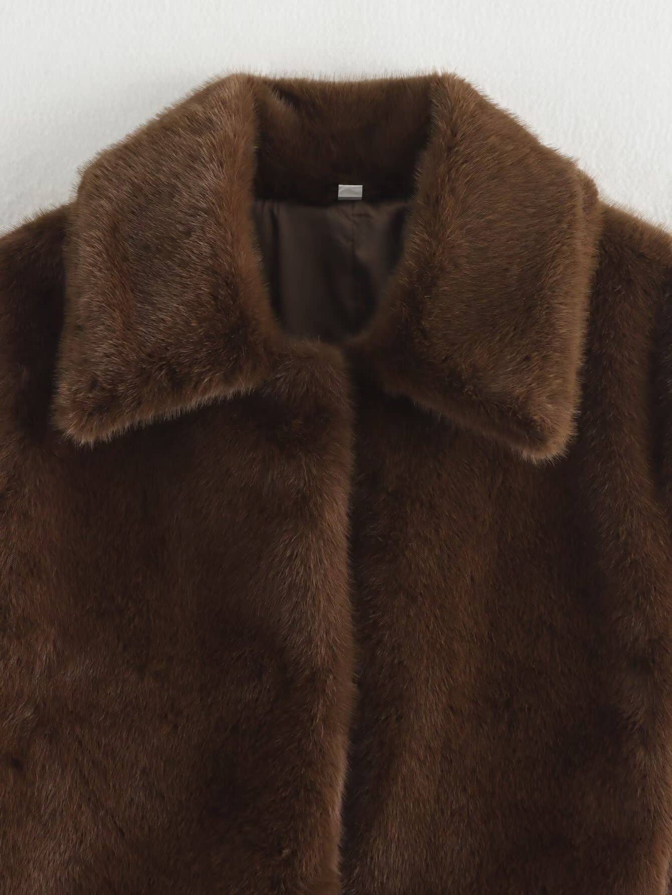 Artificial fur lapel long-sleeved woolen coat