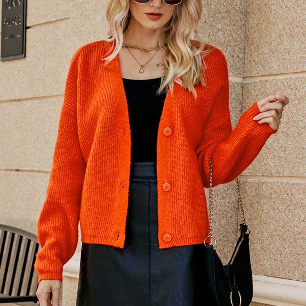 V-neck single-breasted long-sleeved cardigan