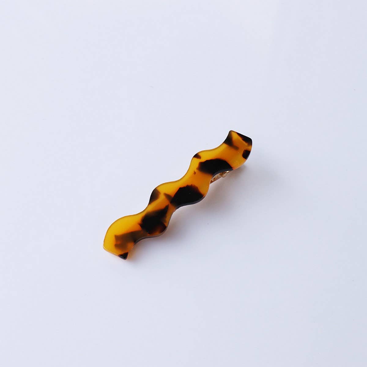 Wavy Acetate Hair Clip - Simple Chic Side Bang Pin