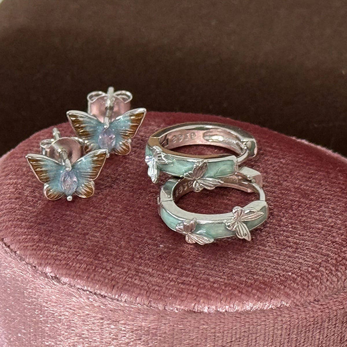 FASHIONABLE EXQUISITE BUTTERFLY EARRINGS FOR WOMEN