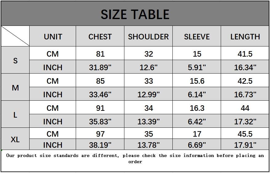 Short round-neck T-shirt with a sense of design