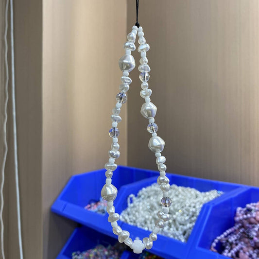 CWMM8717_SIMPLE AND VERSATILE PEARL MOBILE PHONE LANYARD