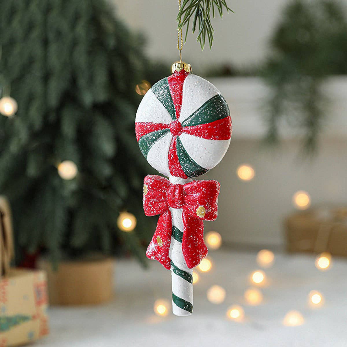 Painted Plastic Christmas Tree & Car Hanging Deco_CWMM9695