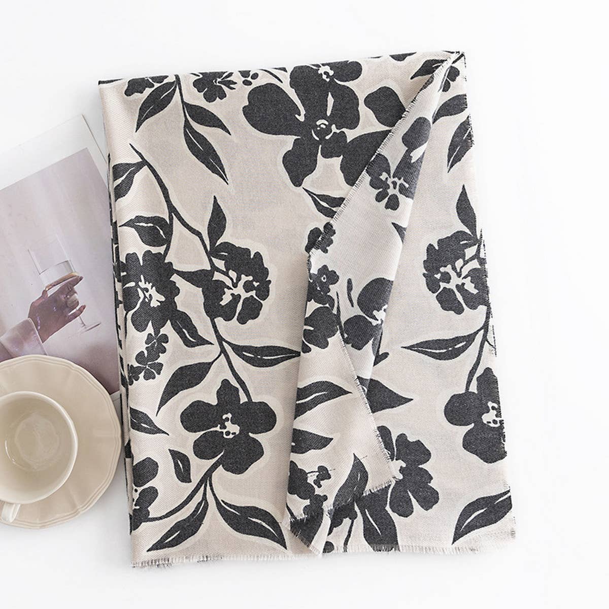 Street Style Faux Cashmere Scarf - Winter Chic_CWASC0463