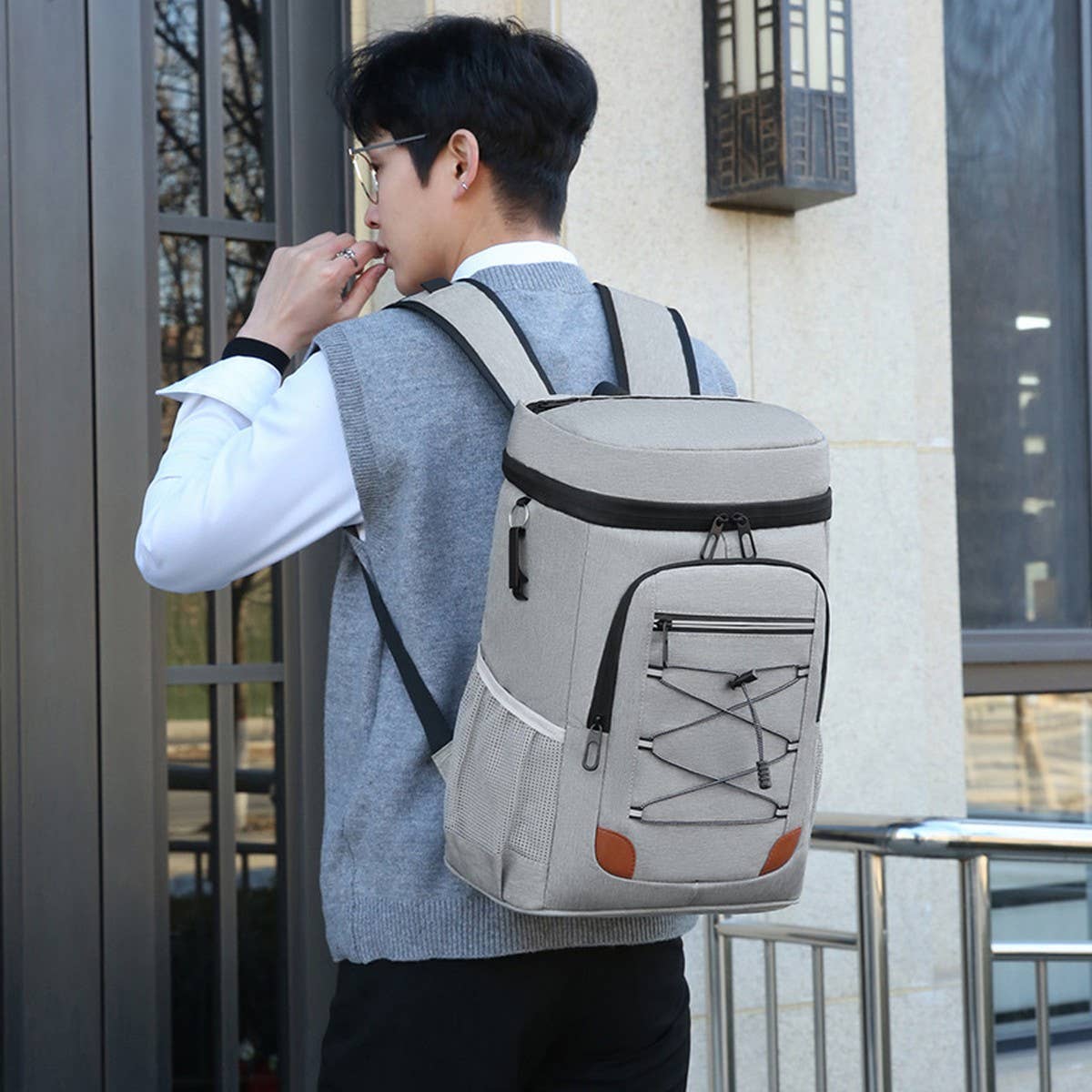 Thick Insulated Cooler Backpack for Picnic Use_CWAB5446