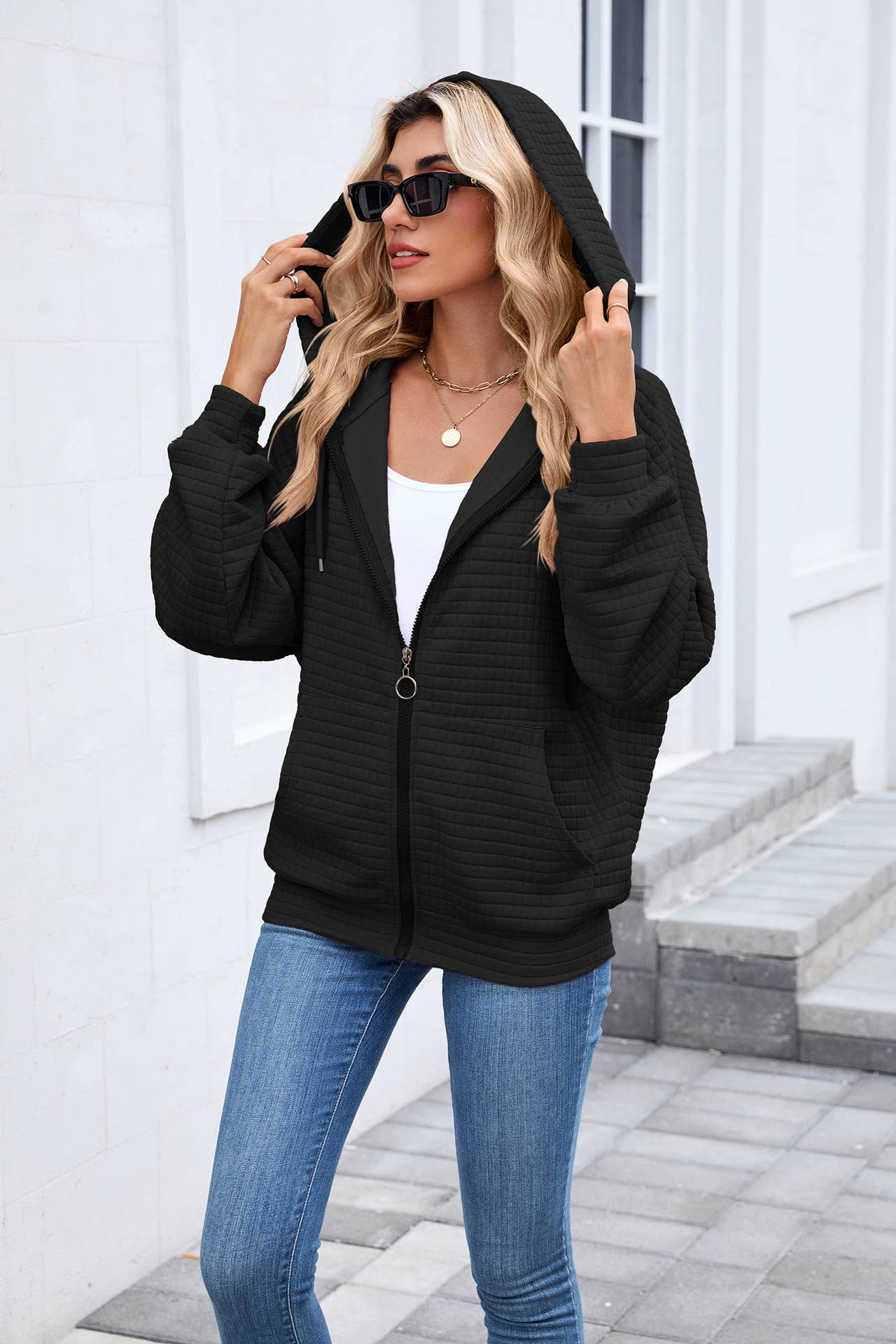 Solid-color zipper long-sleeved hooded coat
