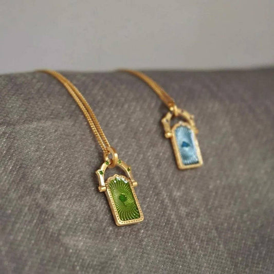 Vintage titanium steel rotating tarot necklace