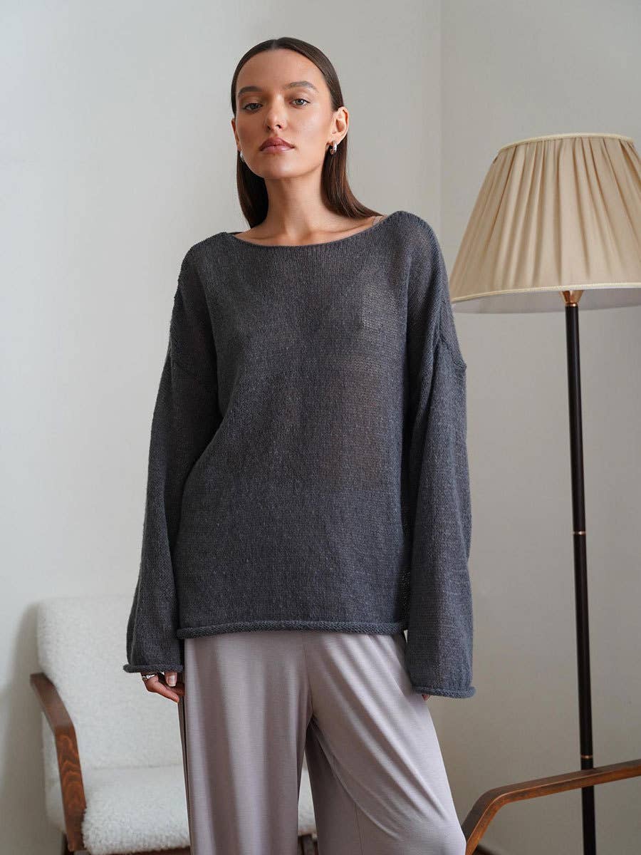 See-through round-neck flared sleeve T-shirt