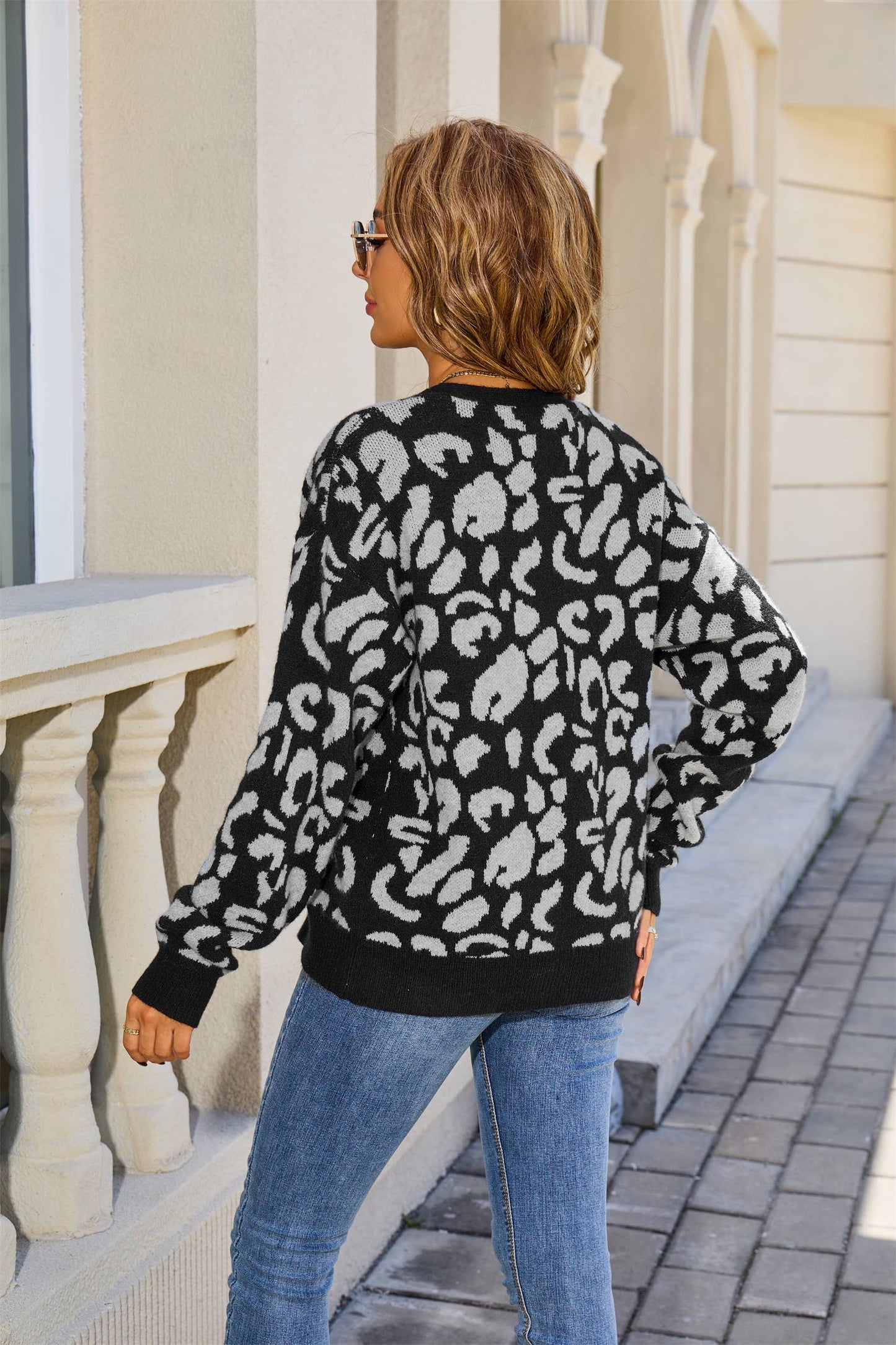 Leopard print jacquard bow tie cardigan