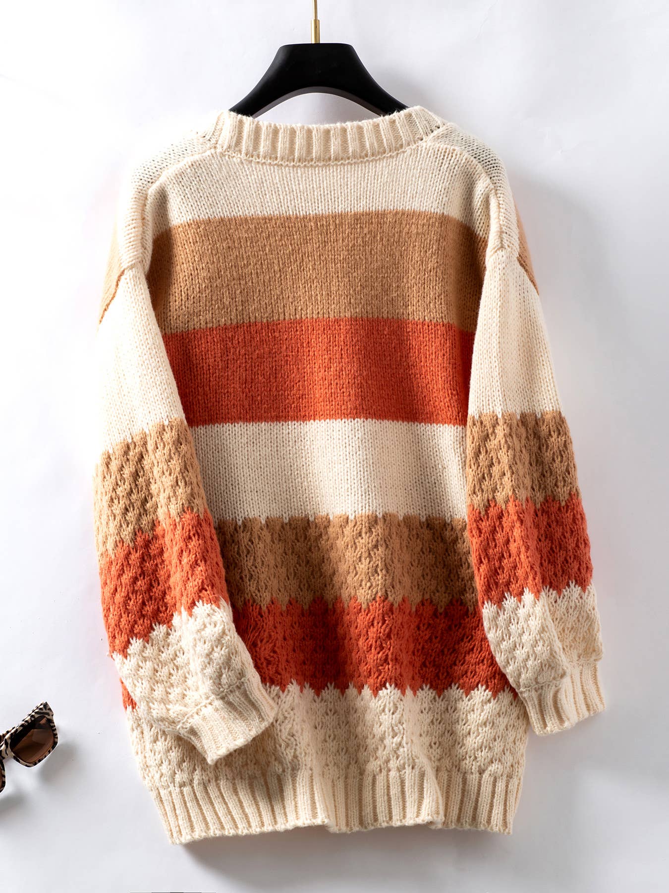 STRIPED SWEATER CARDIGAN IN CONTRASTING COLORS