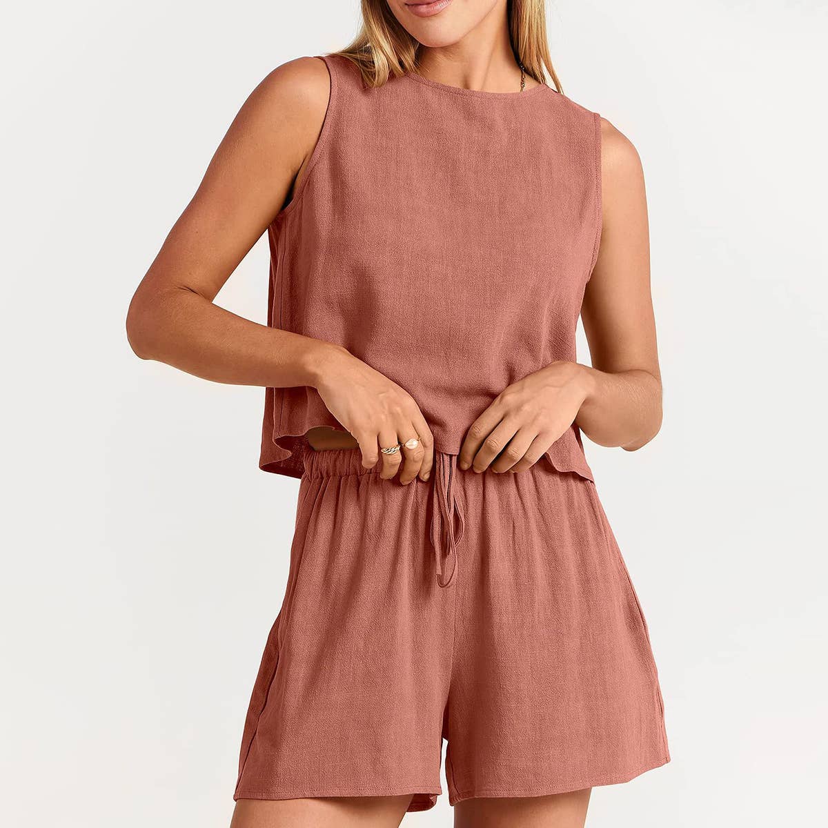 STYLISH SLEEVELESS BLOUSE SHORTS TWO PIECE SET_CWSTB0495