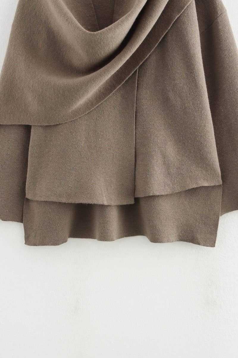 CWOCO1060_SOLID COLOR ASYMMETRIC SCARF KNITTED COATS