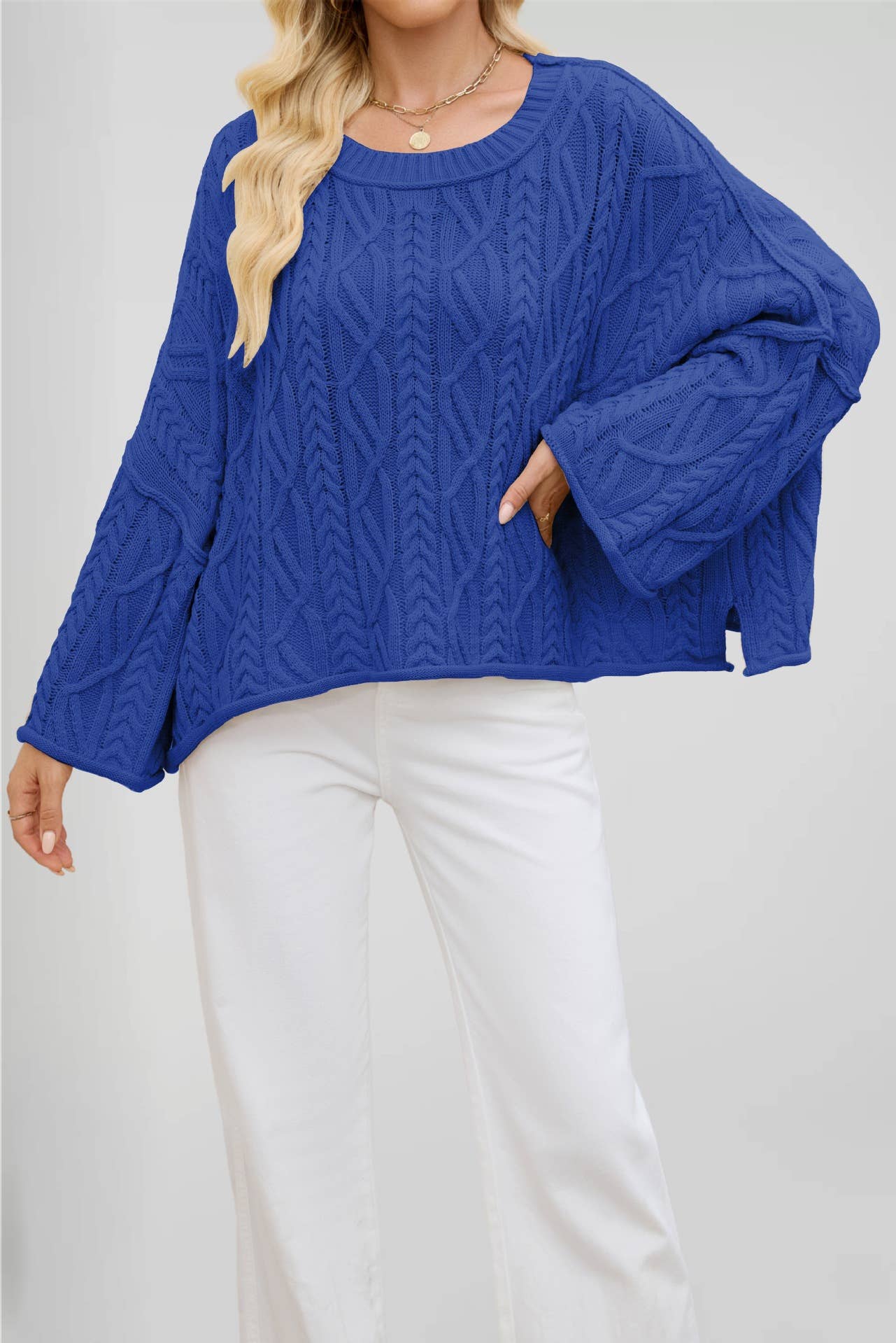 Round-neck short twisted loose knitted sweater