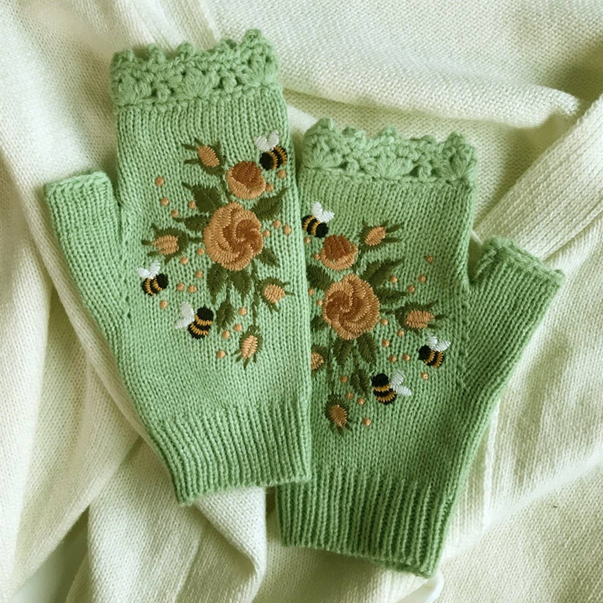 Knit Winter Gloves ? Bee & Blossom Embroidery