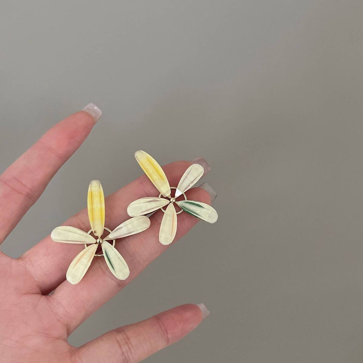 CRYSTAL JASMINE FLOWER EARRINGS