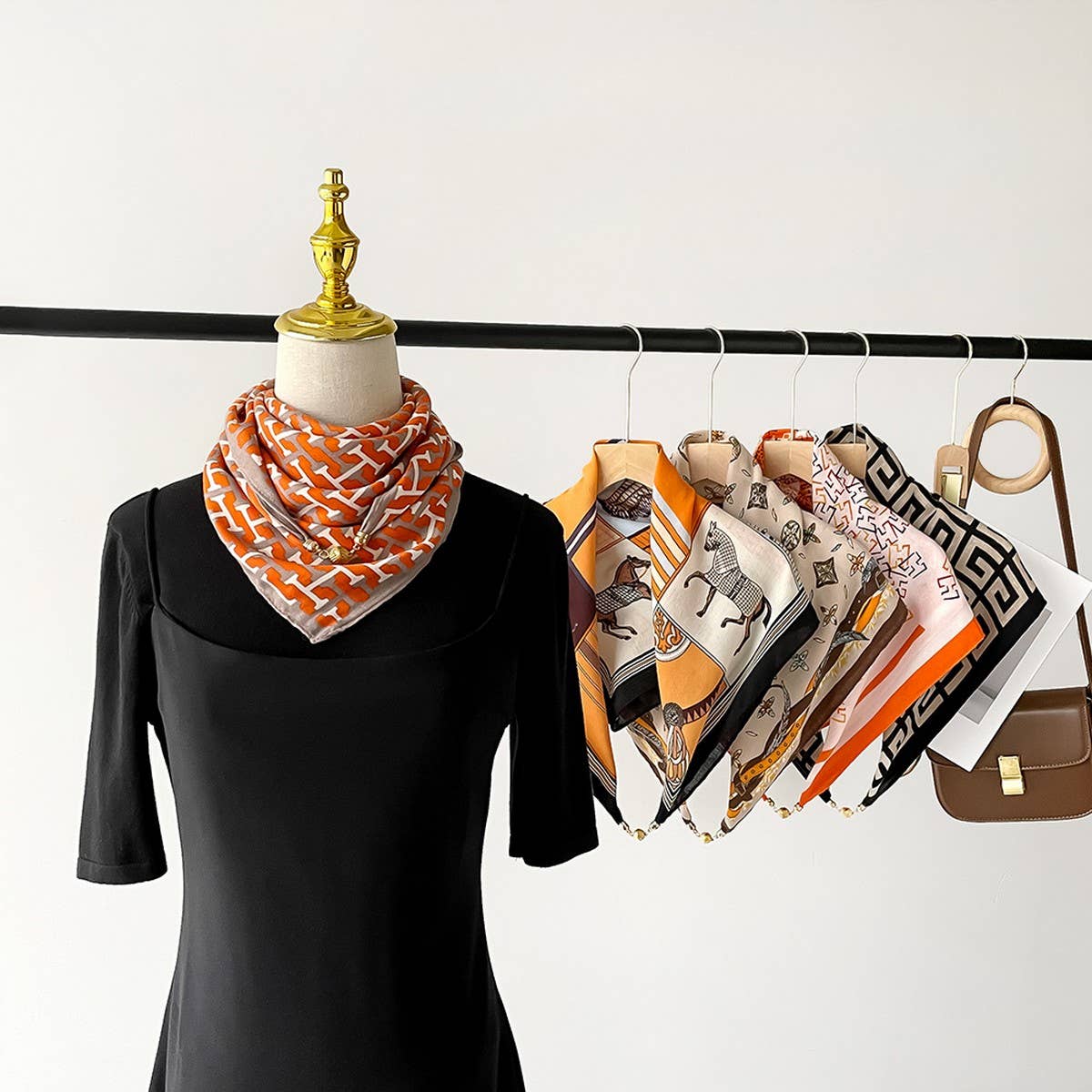 Magnetic Closure Scarf, Floral Triangle Neck Wrap