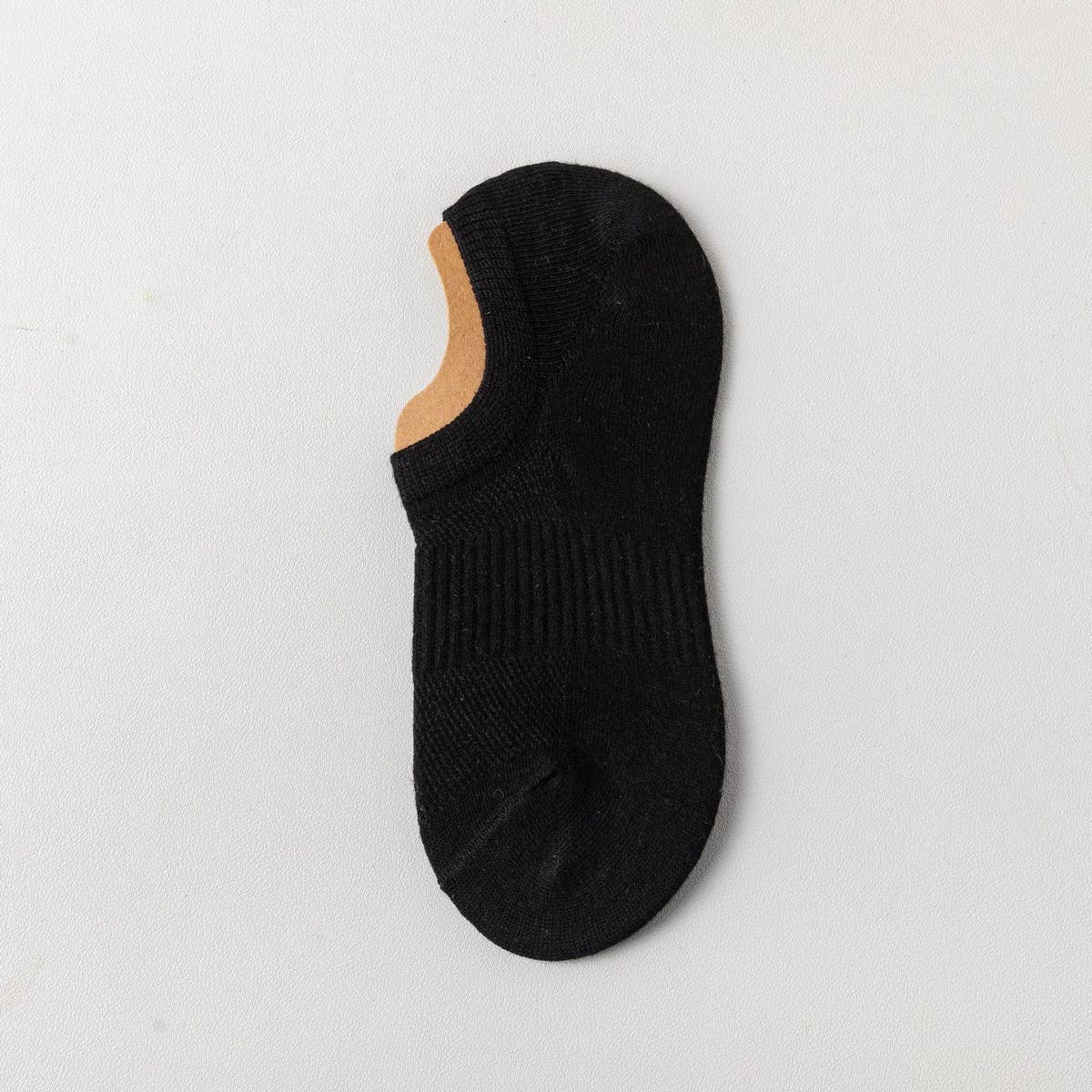 LIGHTWEIGHT BREATHABLE SOLID COLOR SPORTS SOCKS