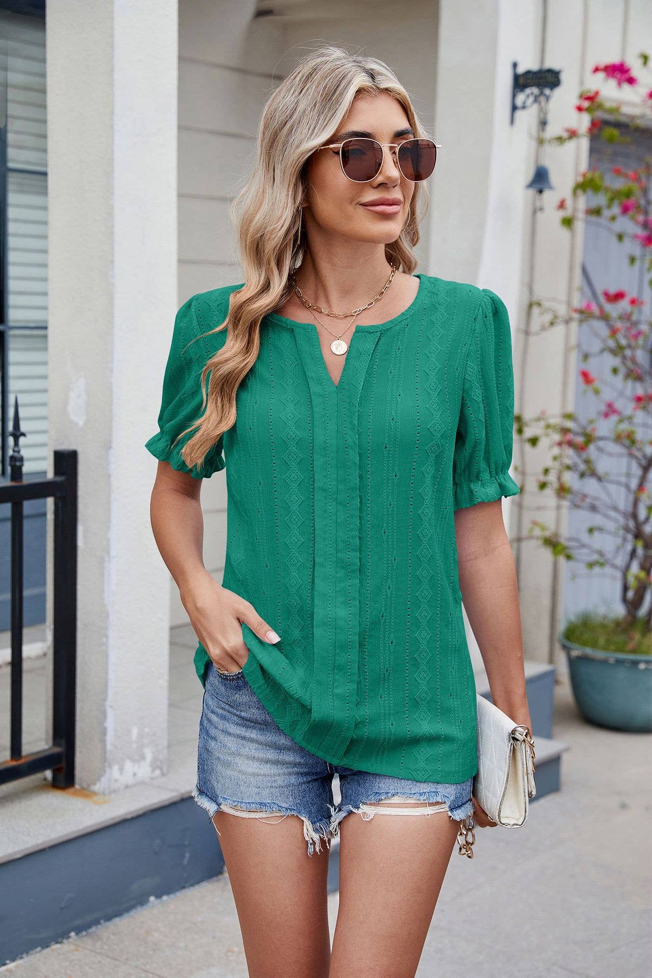 Solid color V-neck puffed sleeve jacquard T-shirt