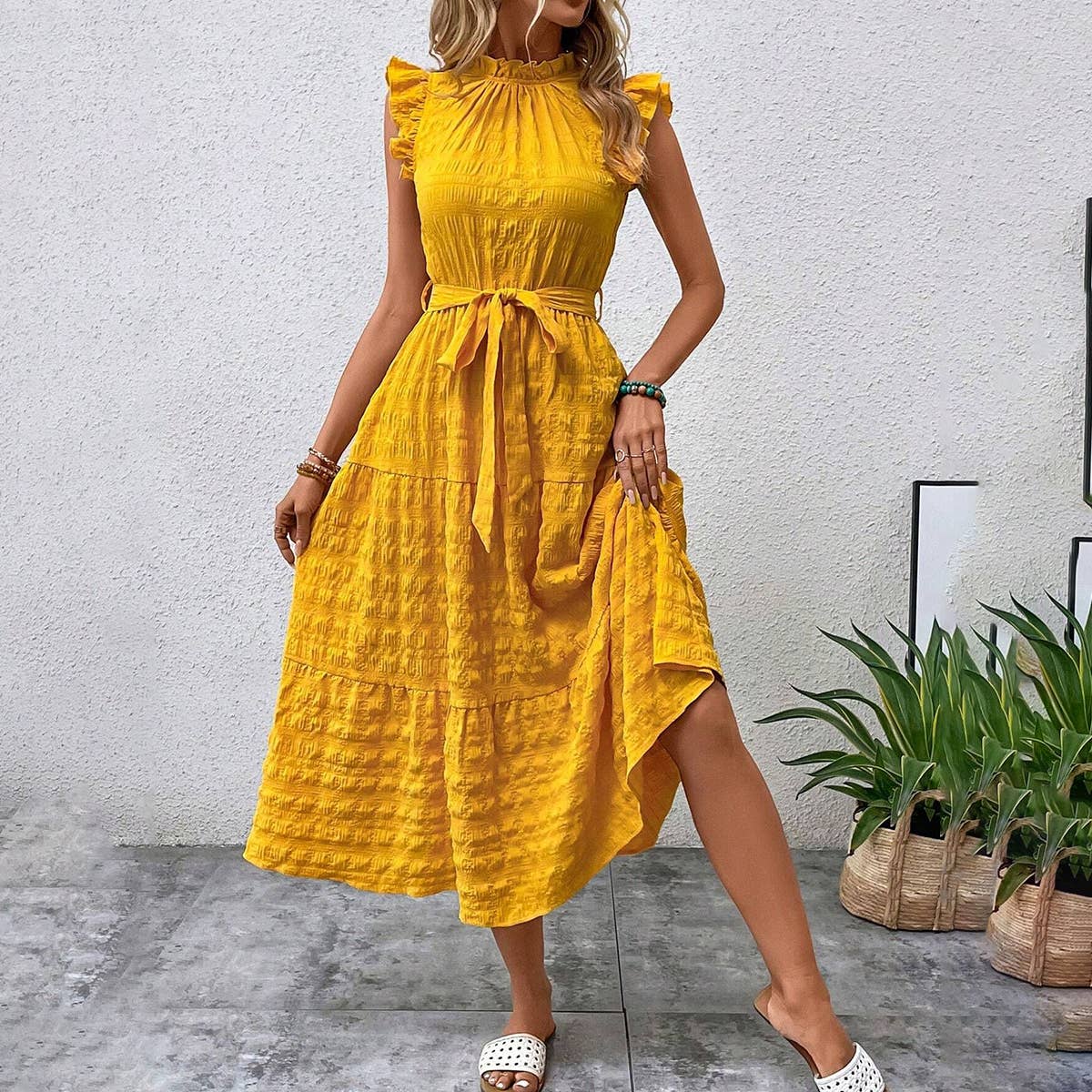 Wooden ear edge texture dress