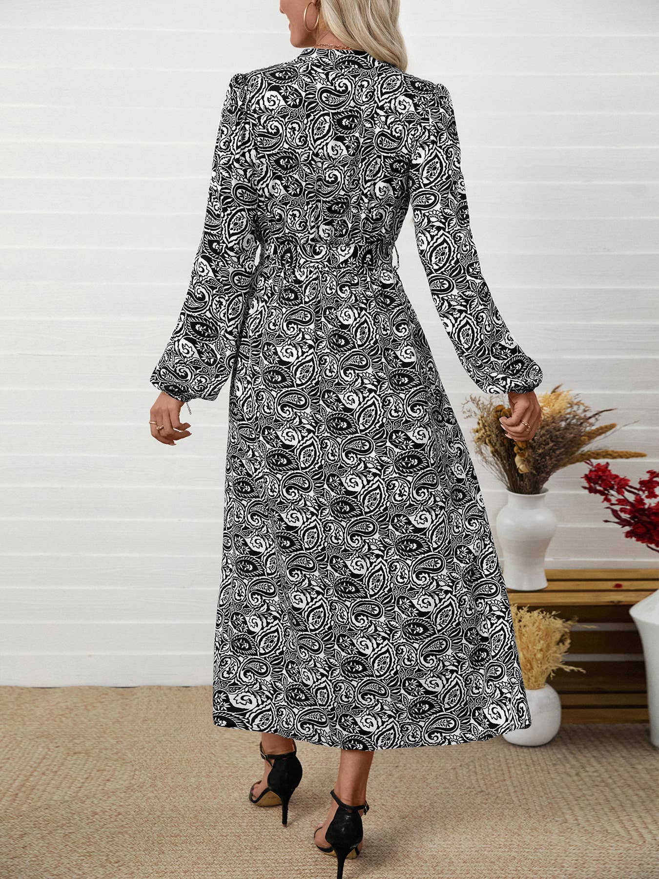 National printing v-neck long-sleeved dress