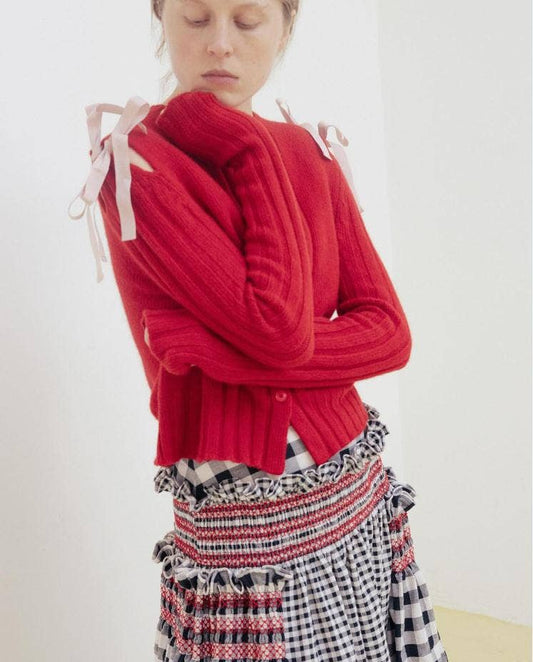 Round-neck, long-sleeved, twisted knit cardigan