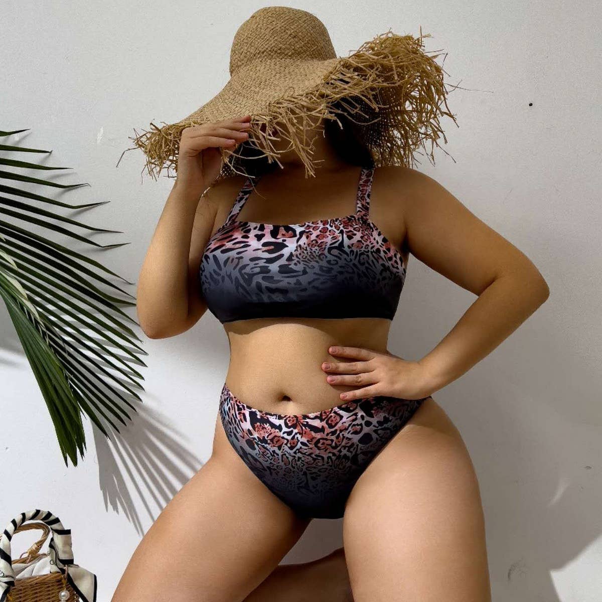 THREE-PIECE HIGH-WAISTED SPLIT BIKINI