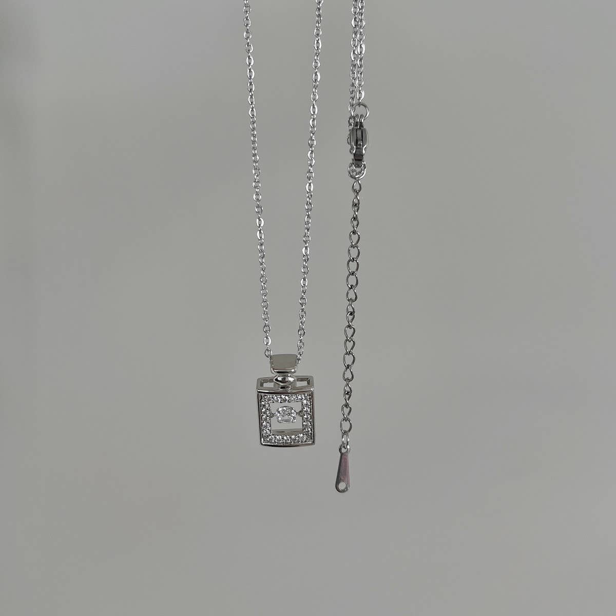 NEW SMALL BOTTLE ACCESSORIES NECKLACE
