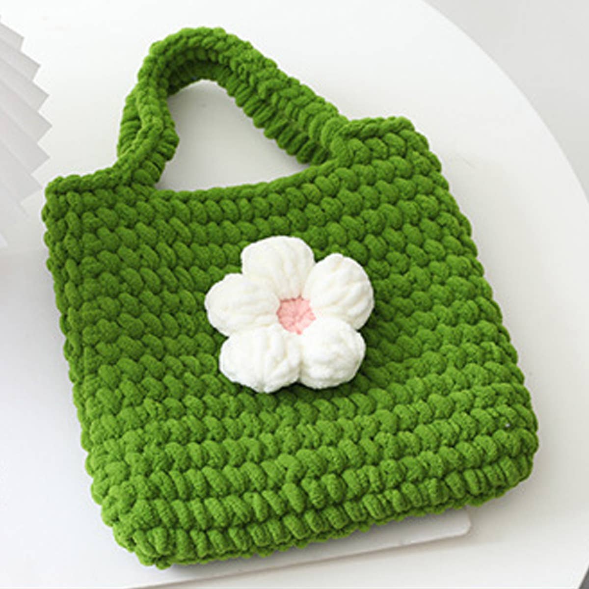 SWEET FLORAL HANDMADE CROCHET HANDBAG_CWAB1876