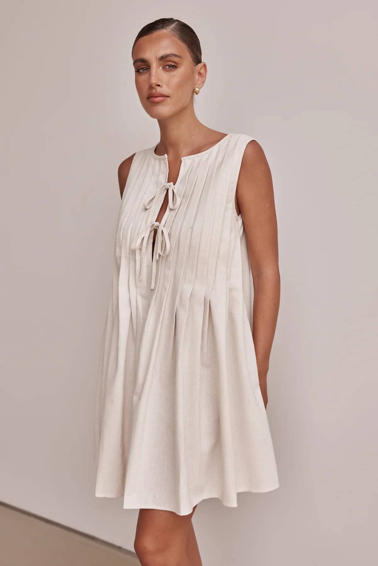 pit V-neck solid color loose vest dress