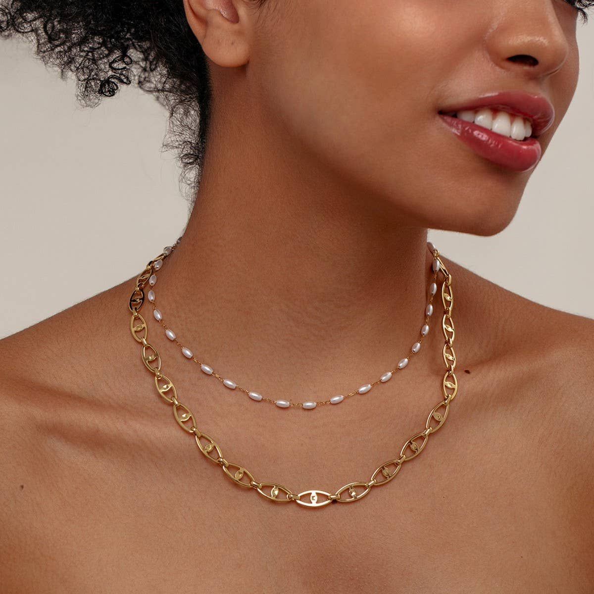 TRENDY GEOMETRIC LAYERED PEARL NECKLACE