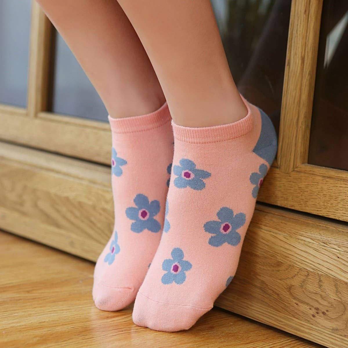 NEW HYUNA STYLE FLOWER SOCKS FOR WOMEN