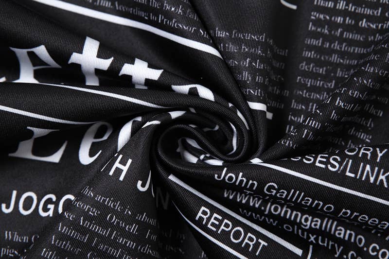 SEXY LOW-CUT FIT PRINT HALTER BAG HIP SHORT DRESS