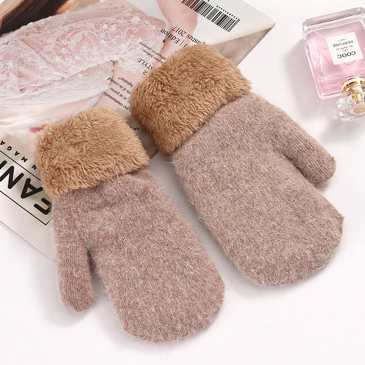 Cute Bunny Fur Mittens ? Warm Double Fleece_CWAG0250