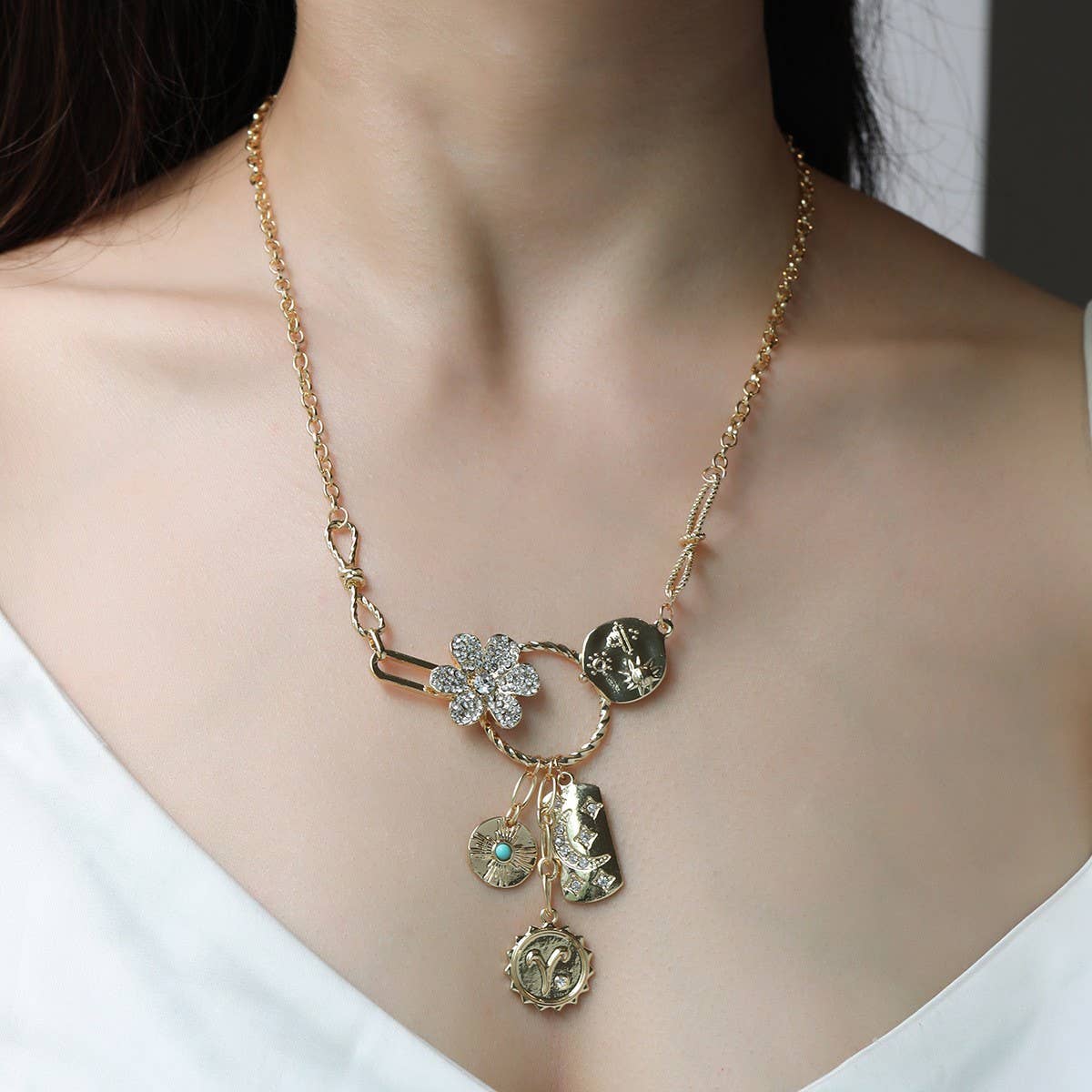 FASHION DESIGN MULTI-ELEMENT PENDANT NECKLACE_CWAJE2834