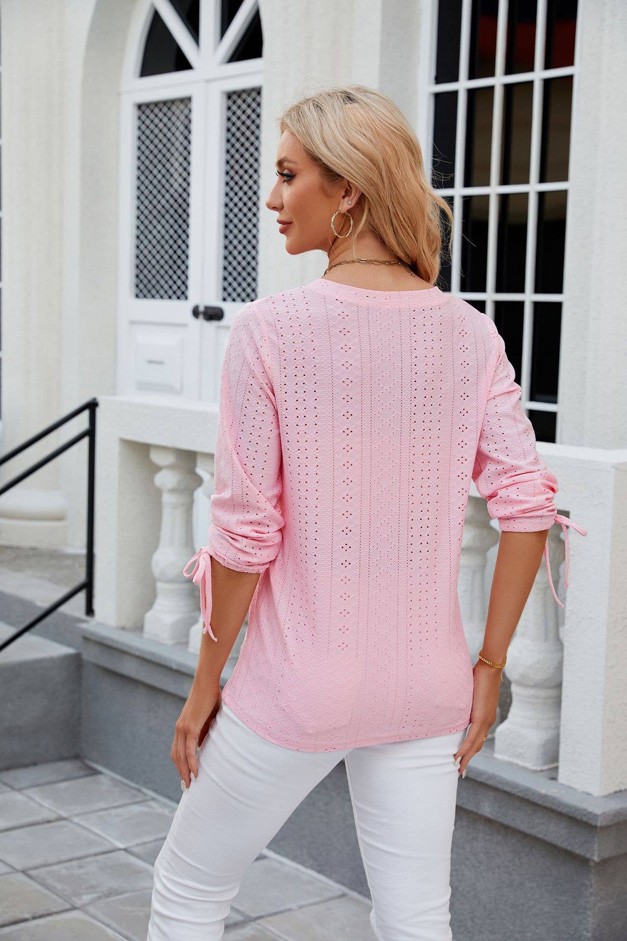 V-neck seven-point sleeved drawstring loose shirt