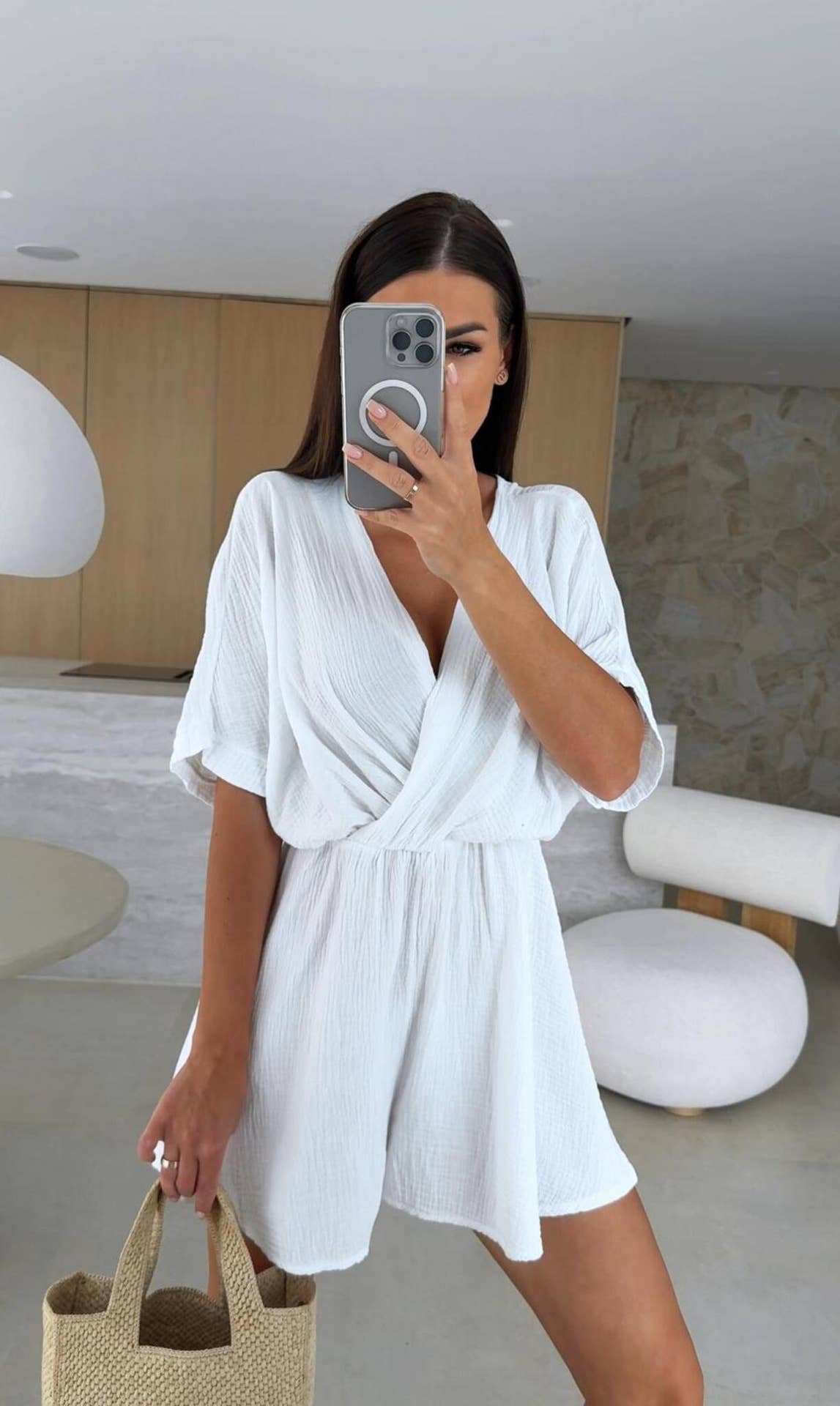 V-neck fashion cinche-waist solid color jumpsuit