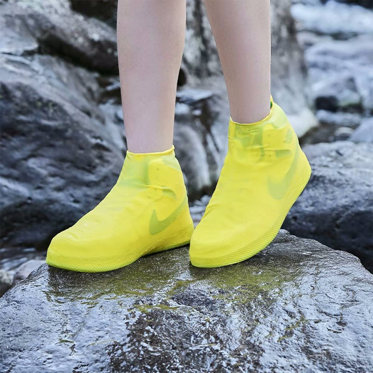 CWMM8435_OUTDOOR WATERPROOF RAIN BOOTS FOR RAINY DAYS