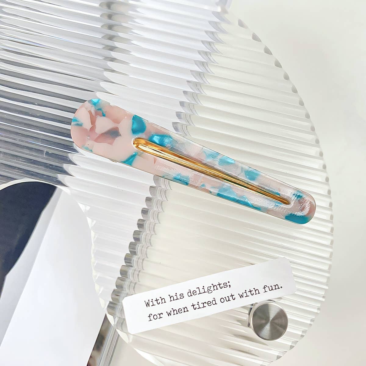 Teardrop duckbill shaped acetate plate hair clip