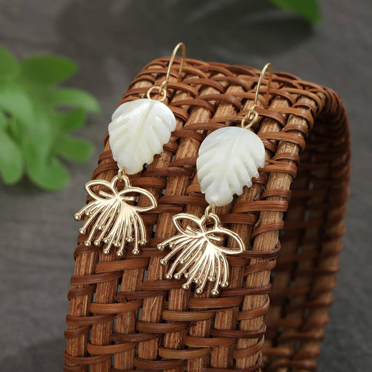 SIMPLE AND STYLISH WHITE SHELL EARRINGS