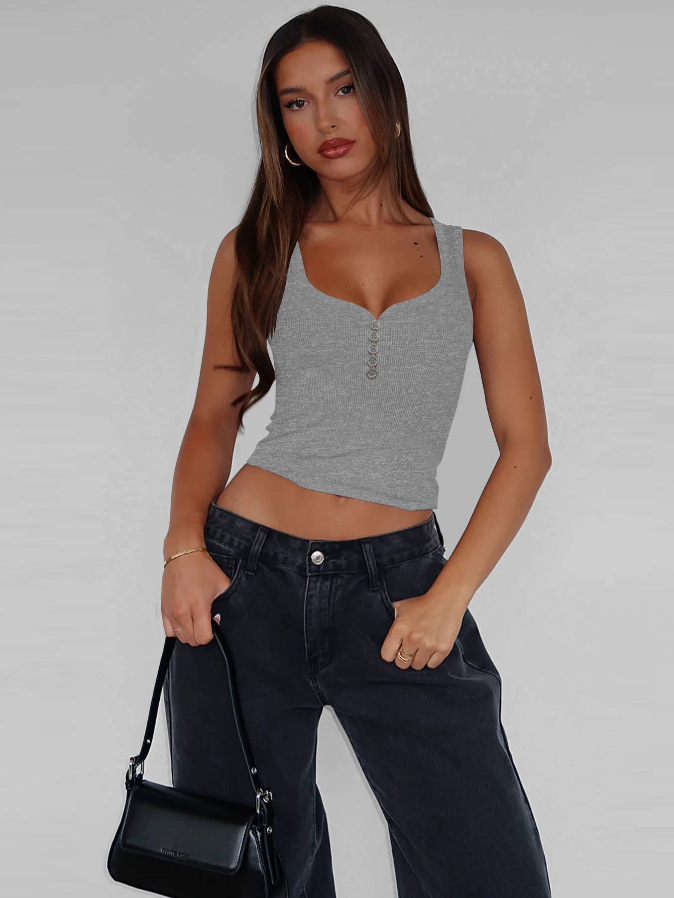 Solid color tank top with low-cut U-neck