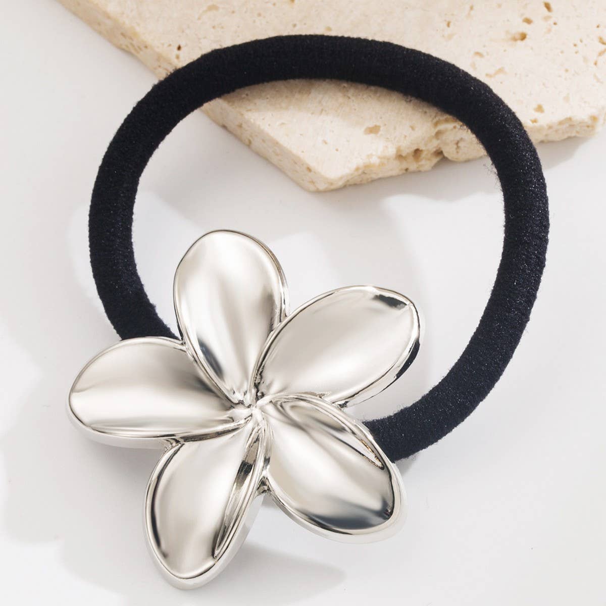 New Minimalist Flower Hair Tie for Ponytails