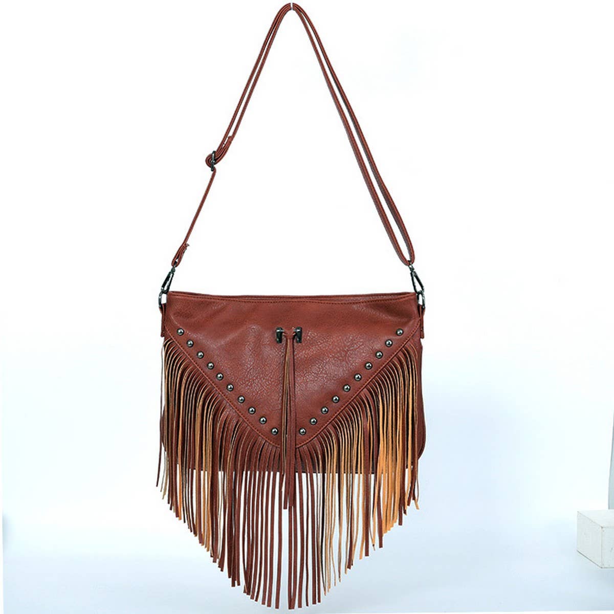 CWAB4537_PU LEATHER RIVET TASSEL SHOULDER CROSSBODY BAG