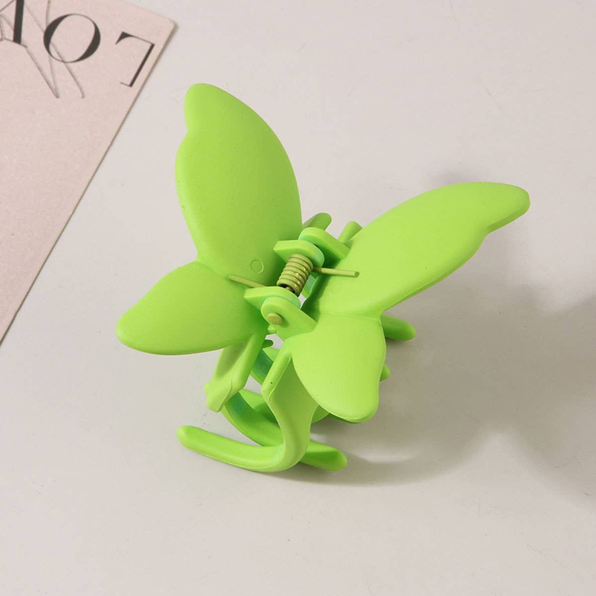 Matte Butterfly Hair Claw Clip ? Strong & Stylish_CWAHA0087