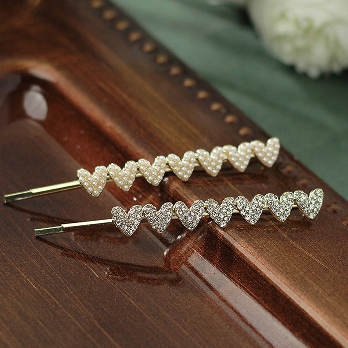 SHIMMERING LOVE HAIR PIN WITH SPARKLING DIAMONDS_CWAHA1207